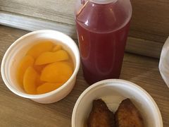 蜜汁鸡翅-老娘舅餐厅(黄龙体育中心店)