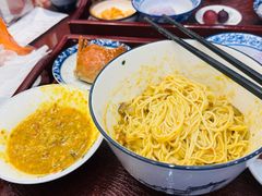 -百年老字号·观振兴蟹黄面·三虾面·苏式面(观前街富仁坊巷店)