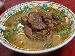 -金杨拉面王小吃面馆·牛三宝面·红烧牛肉粉