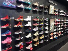 -李宁(苏州中心店)