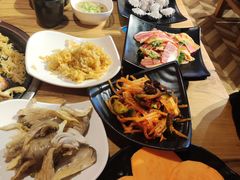 -韩呈黑牛家烤肉(太原街万达店)