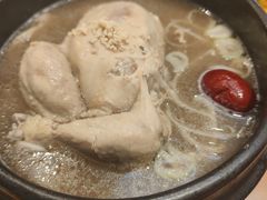 -长寿参鸡汤(朝韩风情街店)