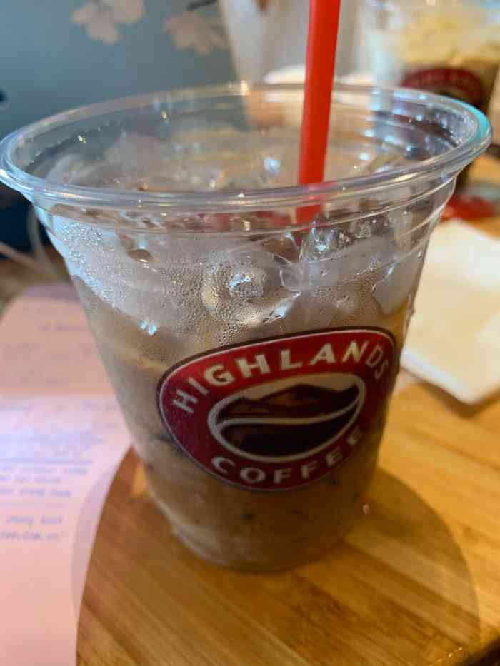 highlands coffee kim m00-"到越南出差,搞忘换钱了,可以刷信用卡.