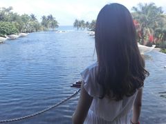 -亚龙湾喜来登·美景台大堂吧