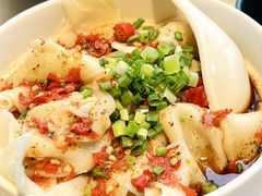 -本来精品川菜(嘉里中心店)