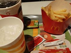 -麦当劳(中山大道中店)