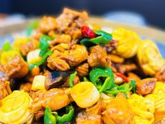 -俭寨大盘鸡·手抓肉·烧烤新疆菜(乌苏路店)