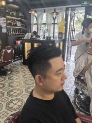 -豪帅男士理容馆