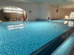 -涨巢·潮玩水疗局