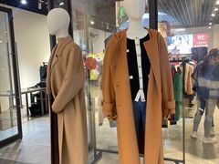 -王府井奥莱临潼小镇(临潼店)