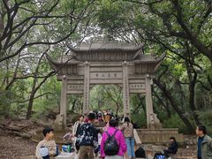 -灵岩山风景区