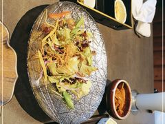 -铭牛烧肉·和牛海鲜自助(高新月牙湖店)