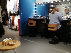 -海马体照相馆(万菱汇店)