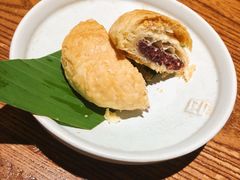 玫瑰鲜花饼-云海肴·汽锅鸡·云南菜(美罗城店)