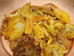 -成都你六姐·牛肉冒菜(城市集市合生汇店)