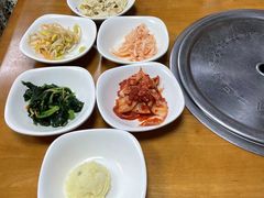 -亲昵春川鸡排(韩国美食街店)