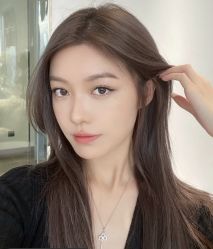 -丝语萱形象