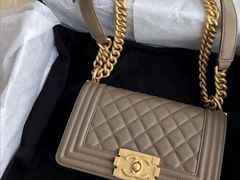 -CHANEL(恒隆广场店)