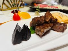 铁板烧牛小排配黑蒜-德米火锅(深圳湾1号旗舰店)