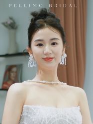 -派丽莫Pellimo原创设计婚纱品牌