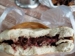 普通肉夹馍-杨天玉腊牛羊肉店