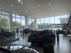 -上海永达奥诚奥迪4S店(申江路店)