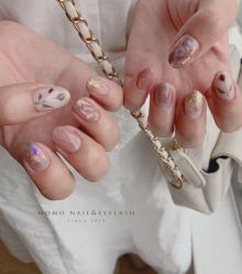 -Momo nail 日系美甲