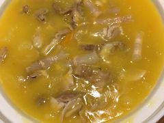 养颜花胶黄金鸡-小锅饭(欧亚卖场店)