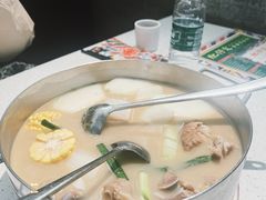 -肥仔文澳门猪骨煲(南京西路店)