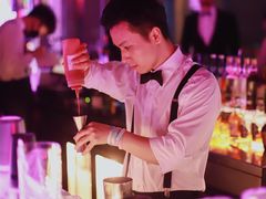 -The Penthouse酒吧