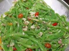 -聚鑫朋酸菜肥肠(九龙仓店)