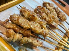 霸王羊肉串-大富蚝乌东哥饭店·石锅鱼杂·柠檬鸭(革新路店)