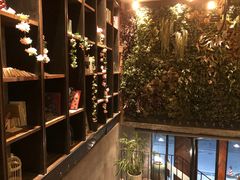 -童年小筑餐厅(申花路店)