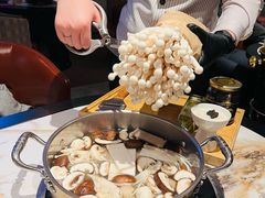 -斯普汇生蚝牛排馆(中骏世界城店)