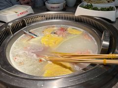 -季季红火锅(青山湖万达店)