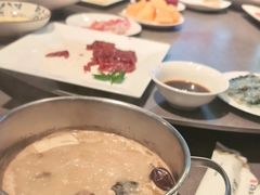 -皇城老妈·大连海鲜火锅(港湾店)
