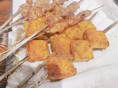 -马路牙子地桌烤肉(工体店)