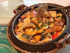 -年辉渔村·非遗传承餐厅(新丰江店)