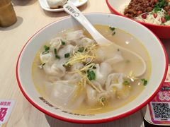 -小杨生煎(金山百联购物中心3楼店)