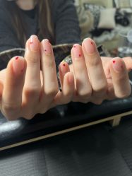 -UN·桃喜日系美睫美甲