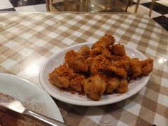 -新大咀港式茶餐厅(宝山万达店)