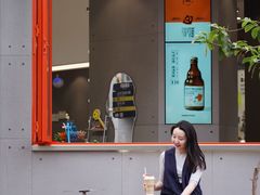 -喧闹·东方大气茶(鹅岭二厂店)