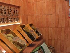 -锅飘飘·东北铁锅炖(雨花客厅店)