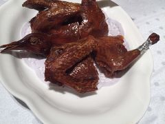脆皮乳鸽-上海小南国(金桥国际广场店)