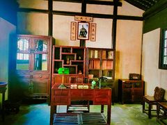 -上海市龙华烈士陵园