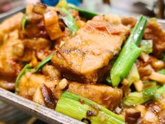 铁板毛豆腐-自游人·美食一楼·地道徽菜(三十年名店)