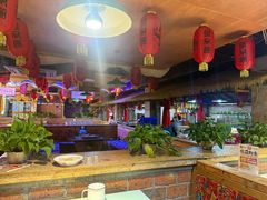 -鱼窝棚柴火铁锅炖(富山屯店)