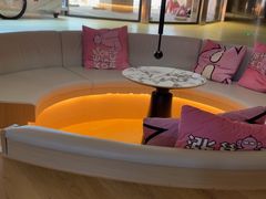 -涨巢·潮玩水疗局