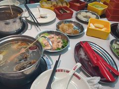 -喜歪歪·平价海鲜市场小火锅(龙阳广场店)