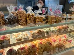 -红房子西点(汇联商厦天钥桥路店)